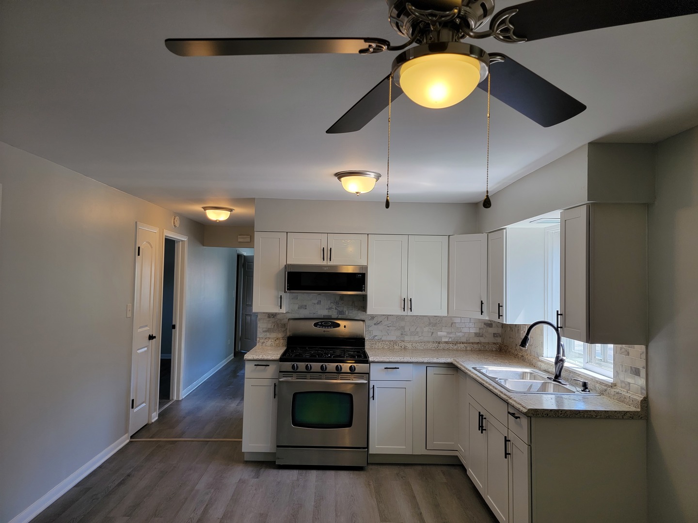912 State Street #2, Lemont, IL 60439