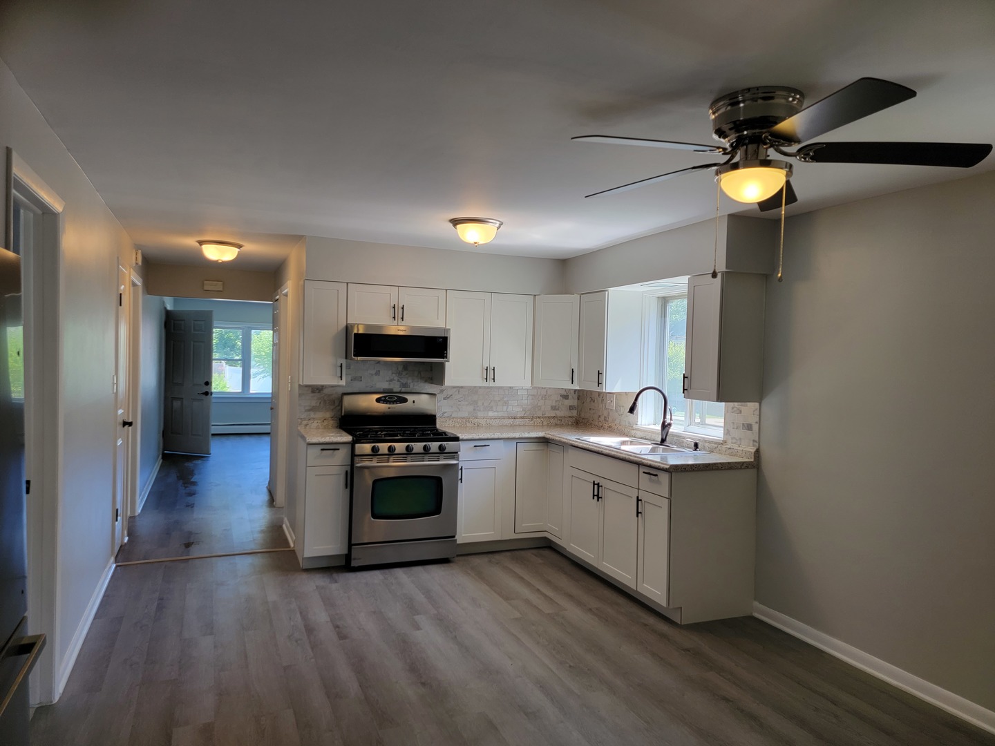 912 State Street #2, Lemont, IL 60439