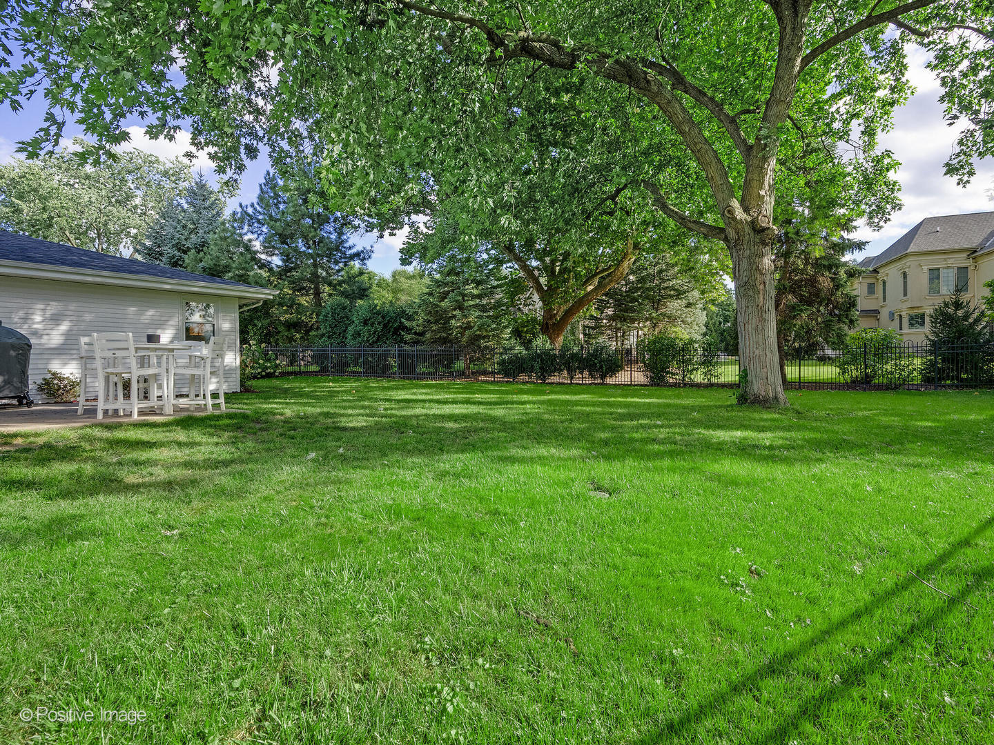 212 Hamilton Lane, Wheaton, IL 60189