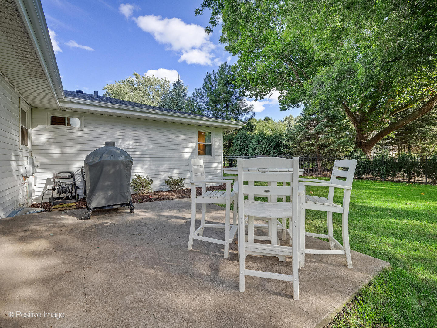 212 Hamilton Lane, Wheaton, IL 60189