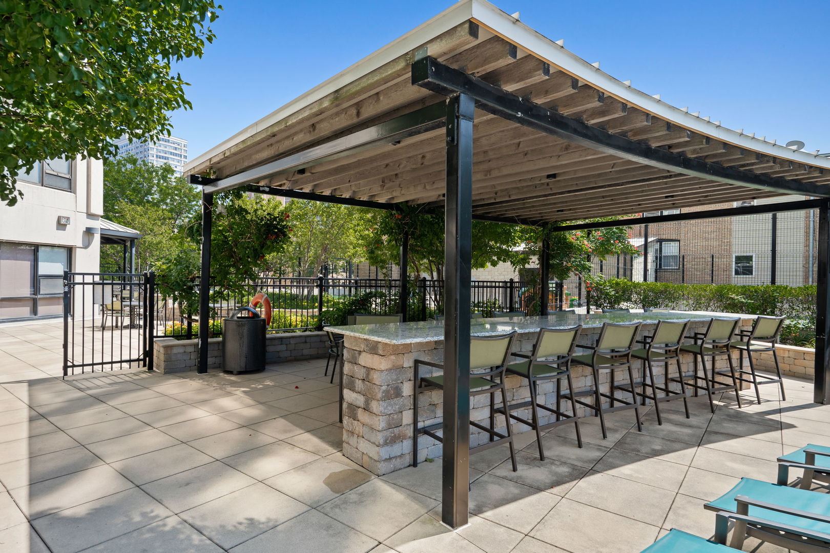 3930 N Pine Grove Avenue #2010, Chicago, IL 60613
