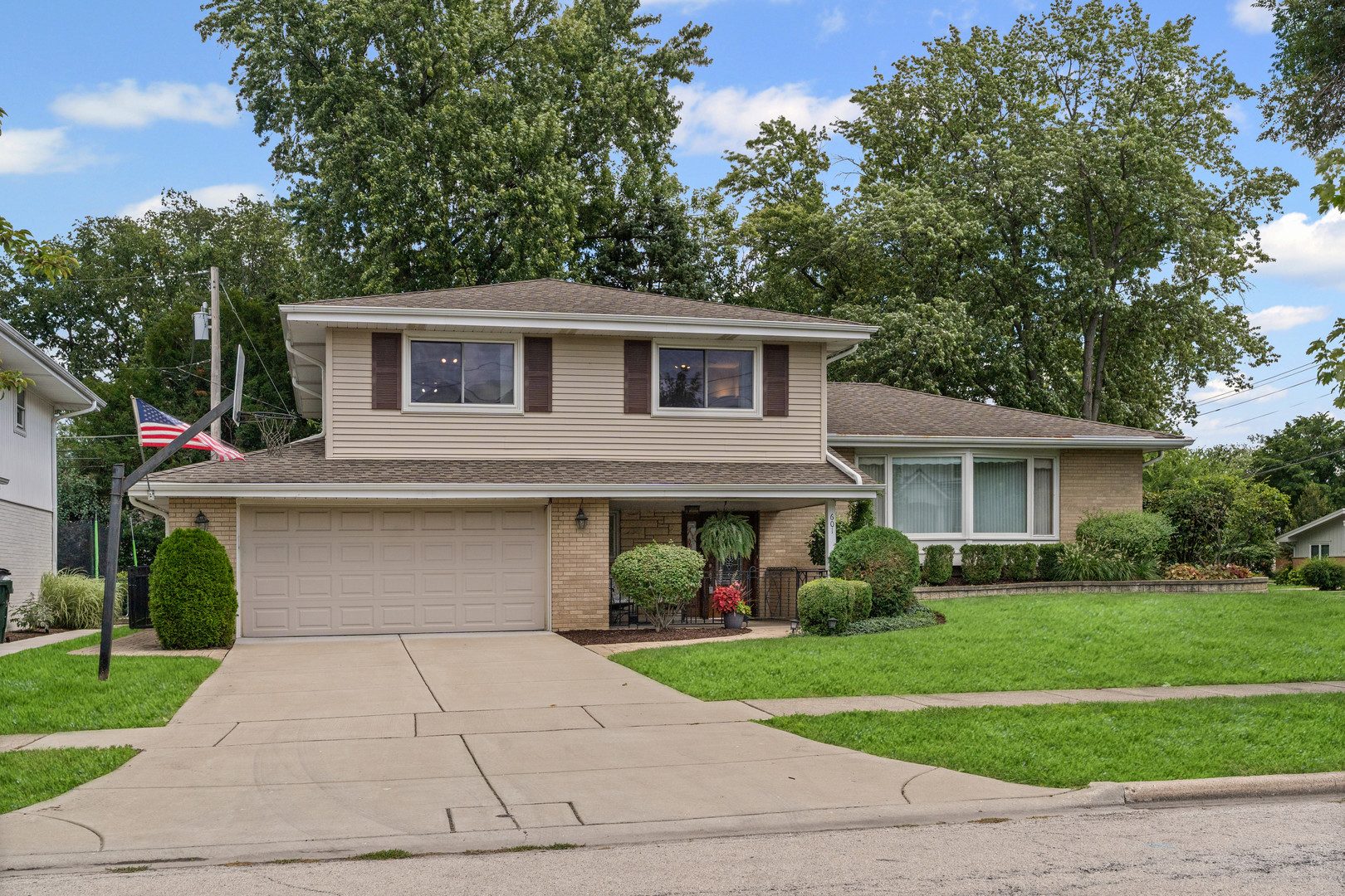 601 N Broadway Avenue, Park Ridge, IL 60068