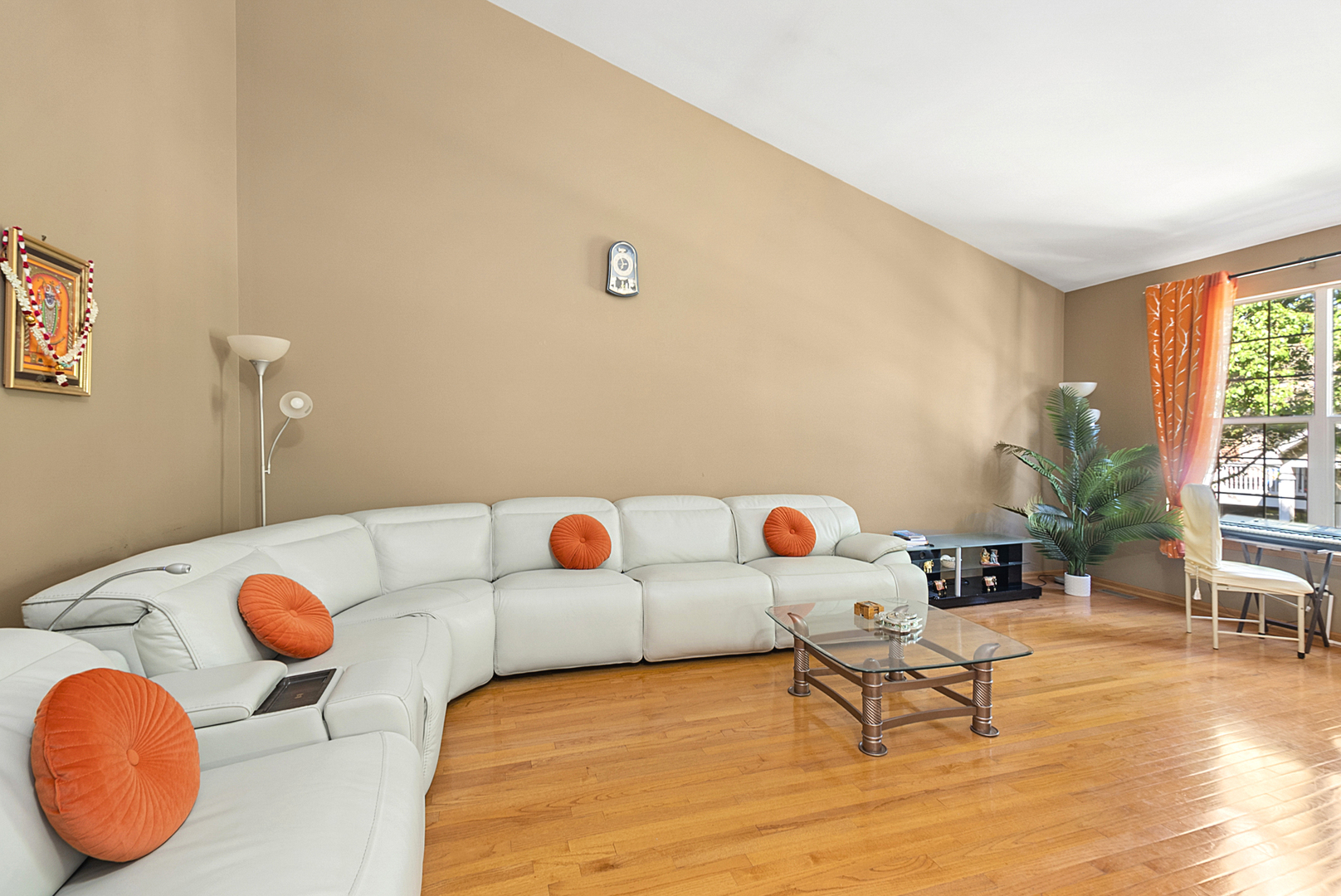 9411 Albany Court, Orland Park, IL 60467