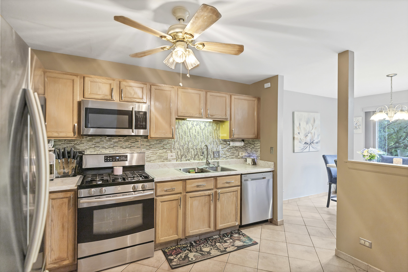 121 Portsmouth Court, Glendale Heights, IL 60139