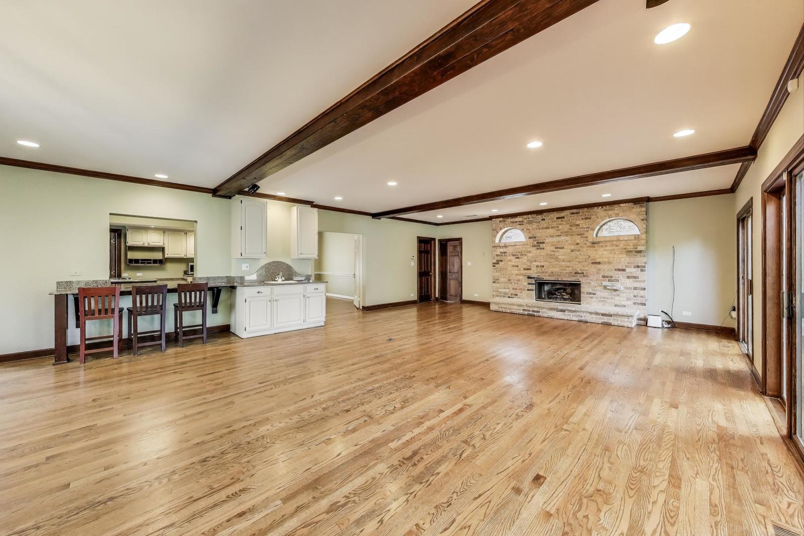 624 N MERRILL Street, Park Ridge, IL 60068