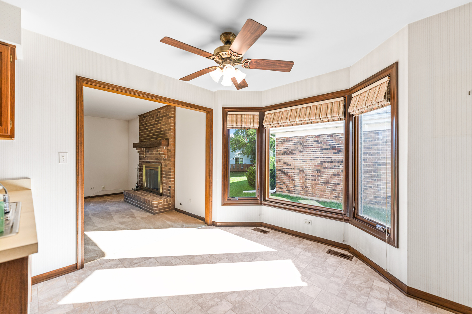 90 N Prairie Drive, Addison, IL 60101