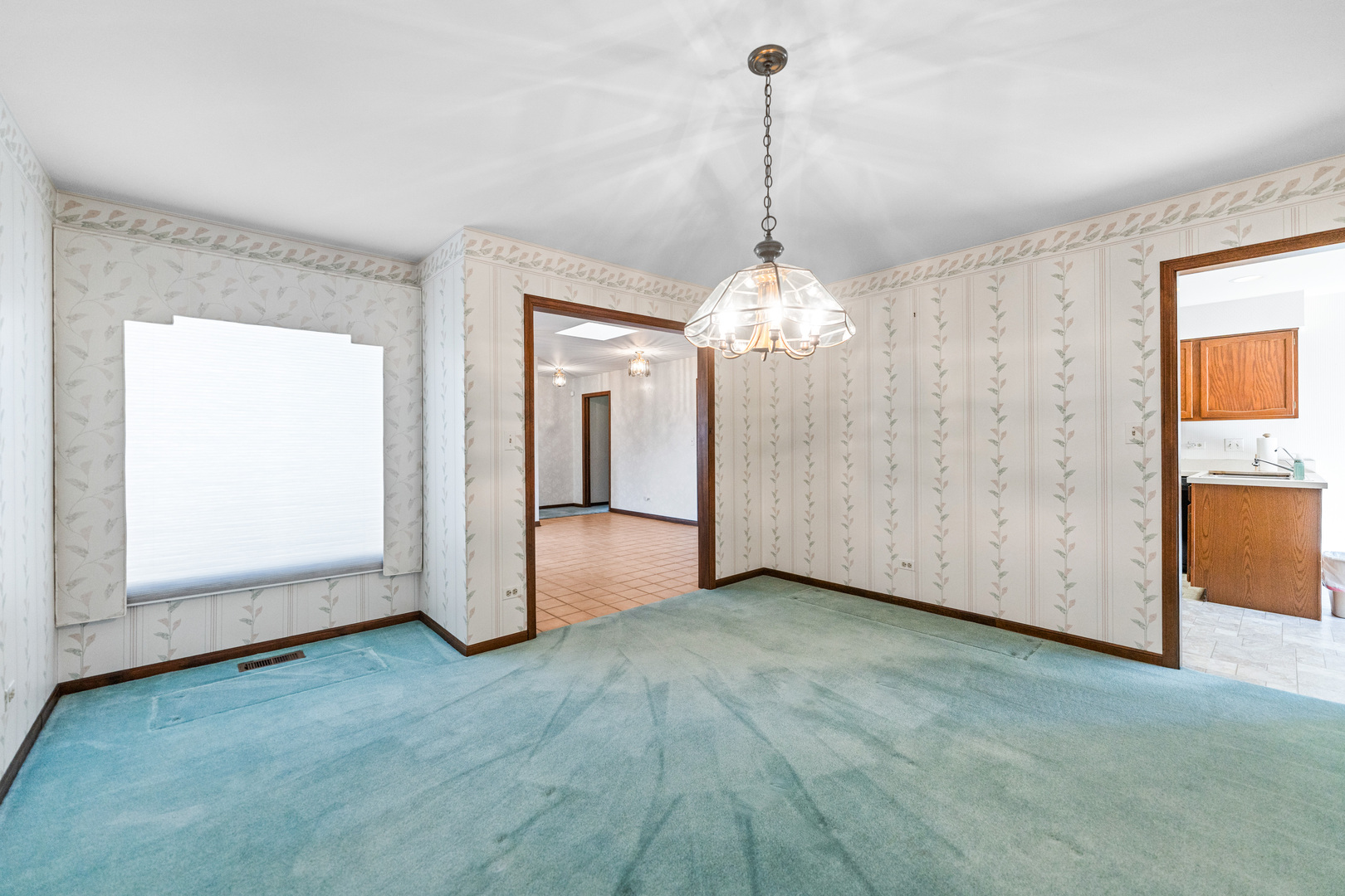 90 N Prairie Drive, Addison, IL 60101