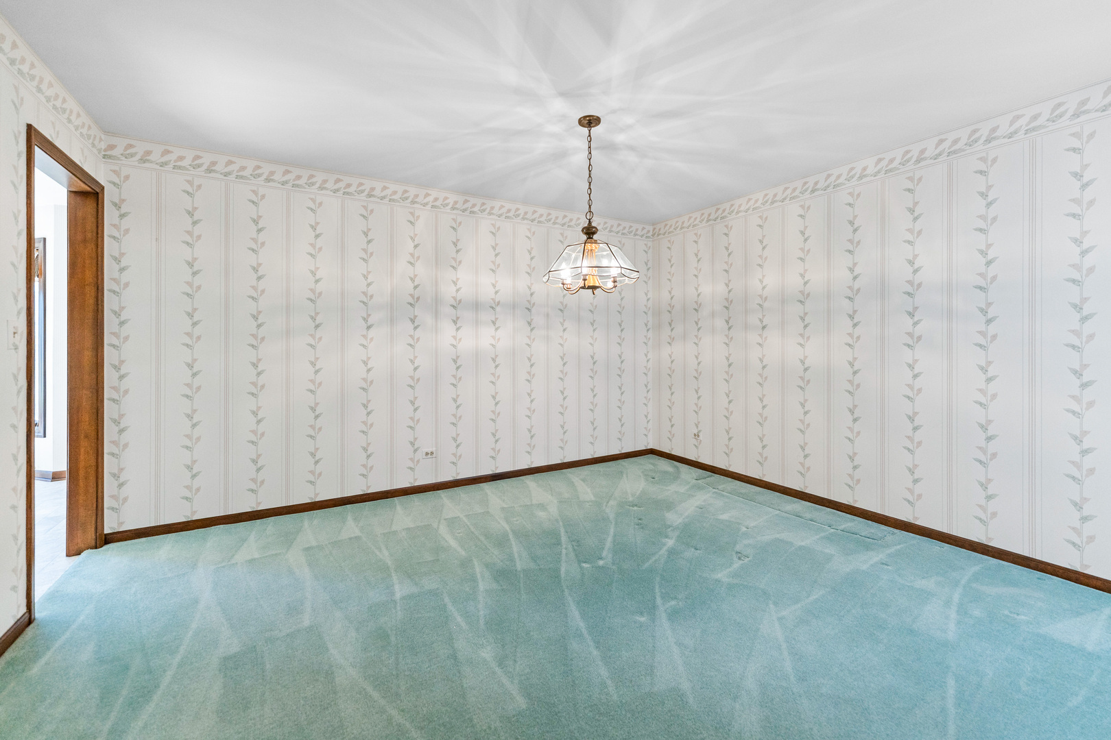 90 N Prairie Drive, Addison, IL 60101