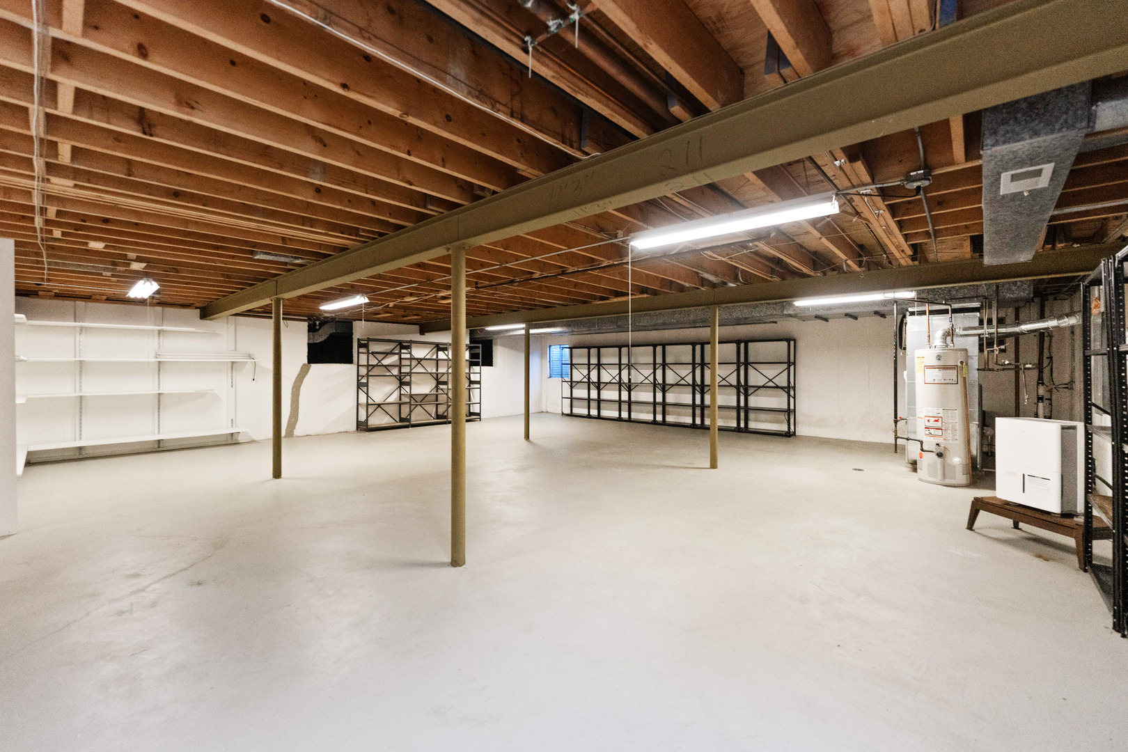 90 N Prairie Drive, Addison, IL 60101