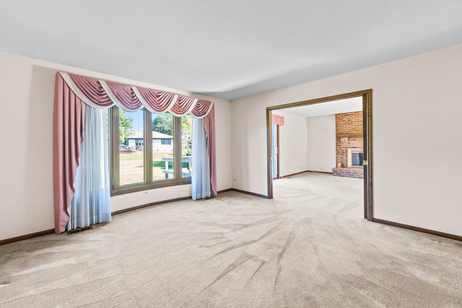 90 N Prairie Drive, Addison, IL 60101