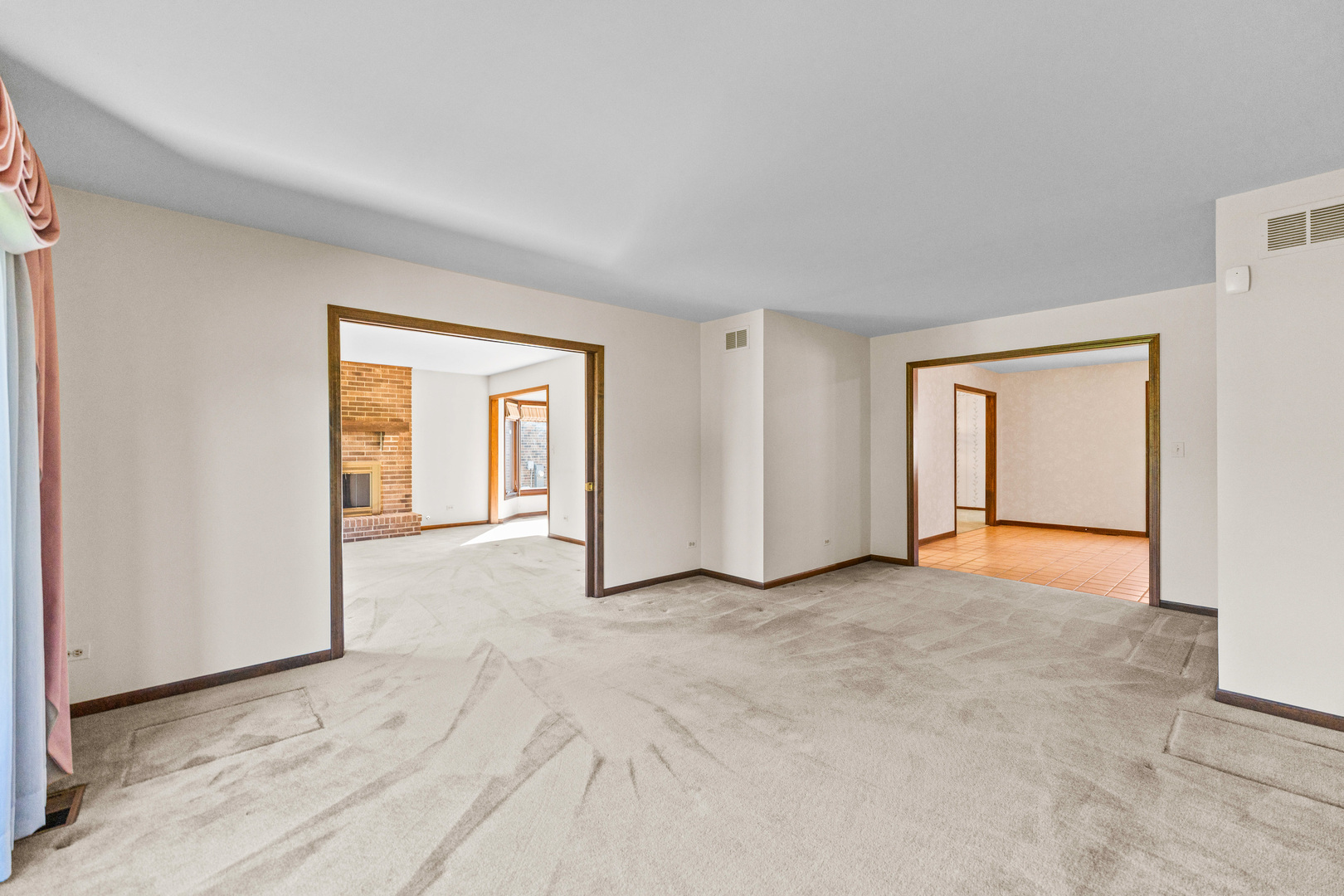 90 N Prairie Drive, Addison, IL 60101