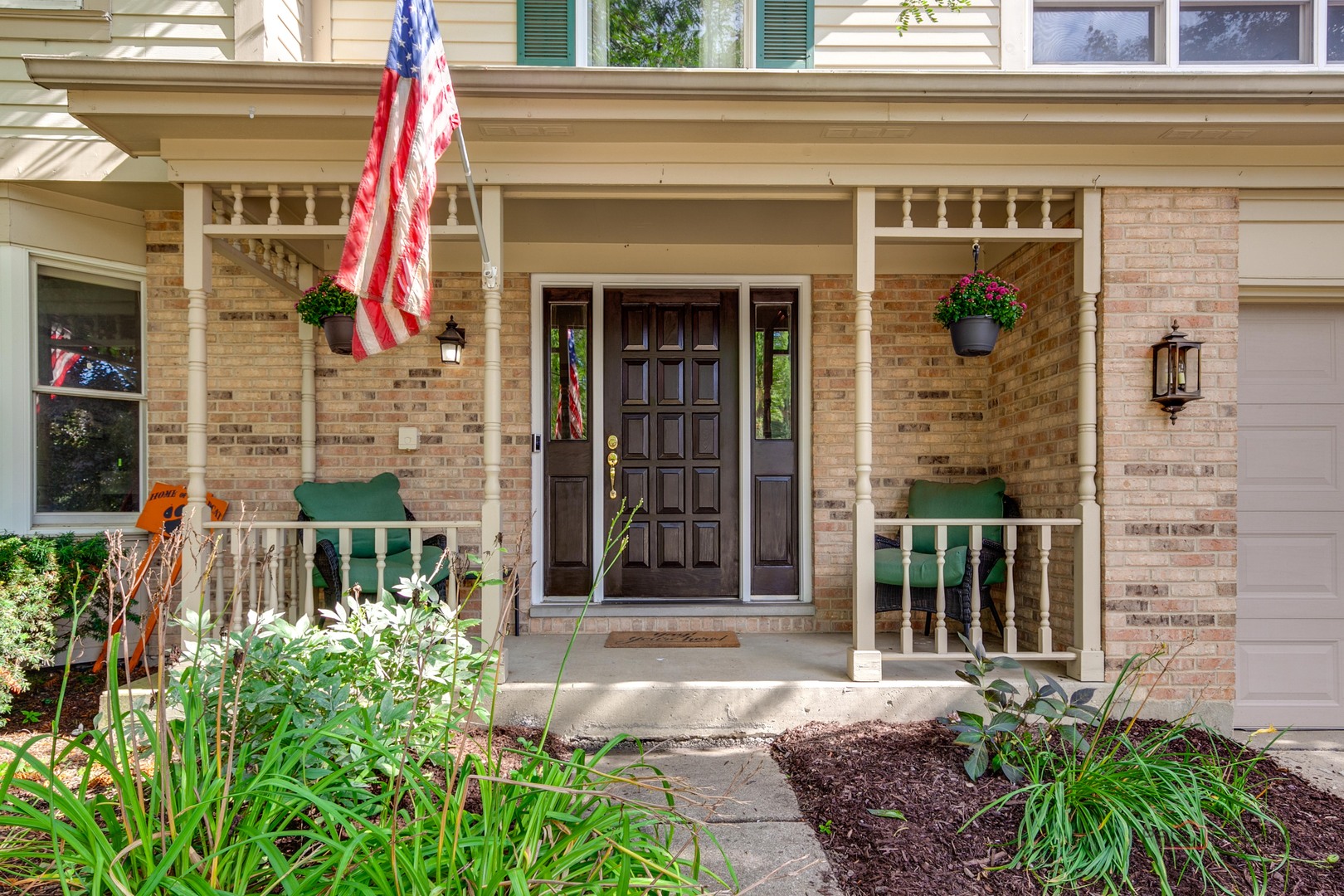 1708 Park Crest Court, Libertyville, IL 60048
