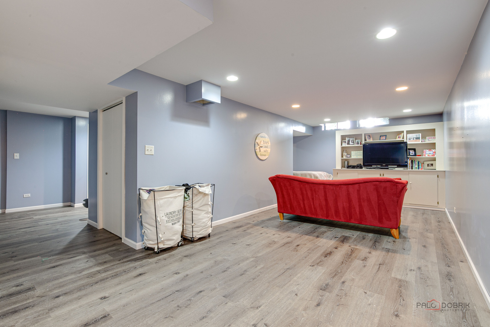 1708 Park Crest Court, Libertyville, IL 60048