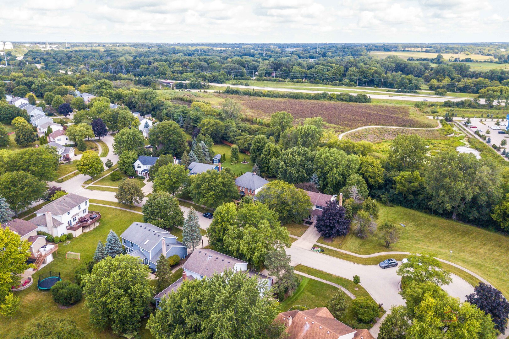 1708 Park Crest Court, Libertyville, IL 60048