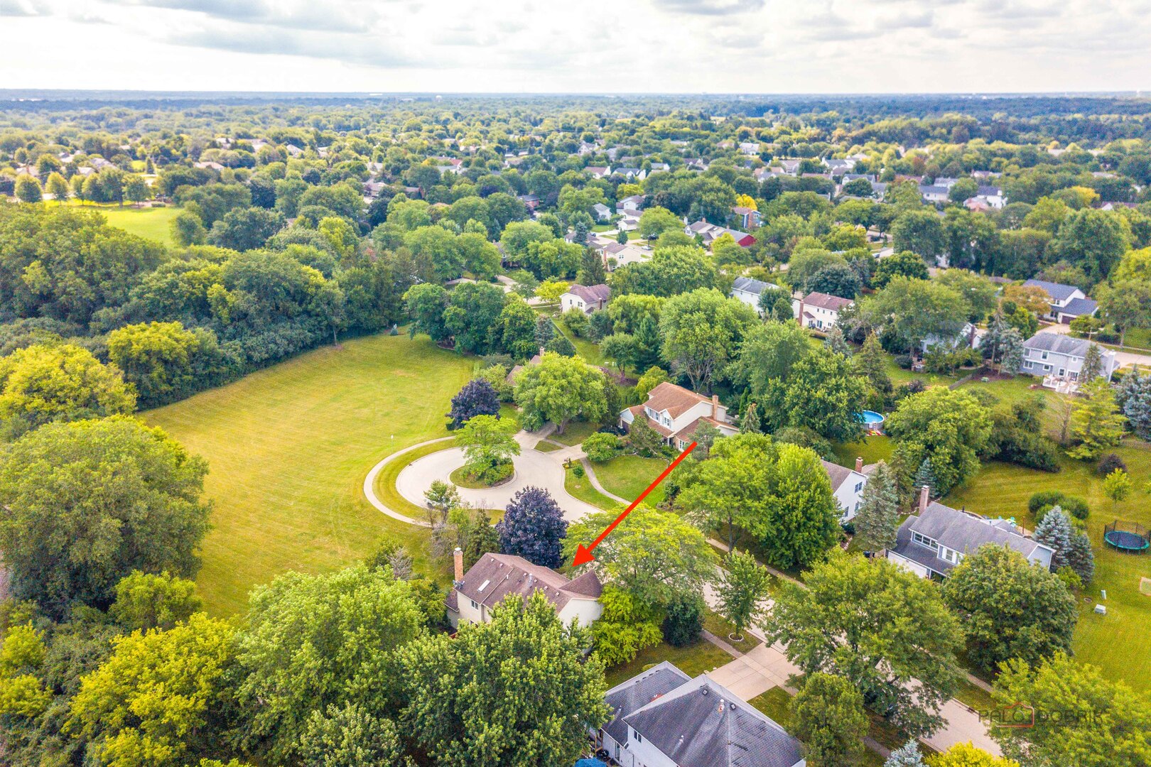 1708 Park Crest Court, Libertyville, IL 60048