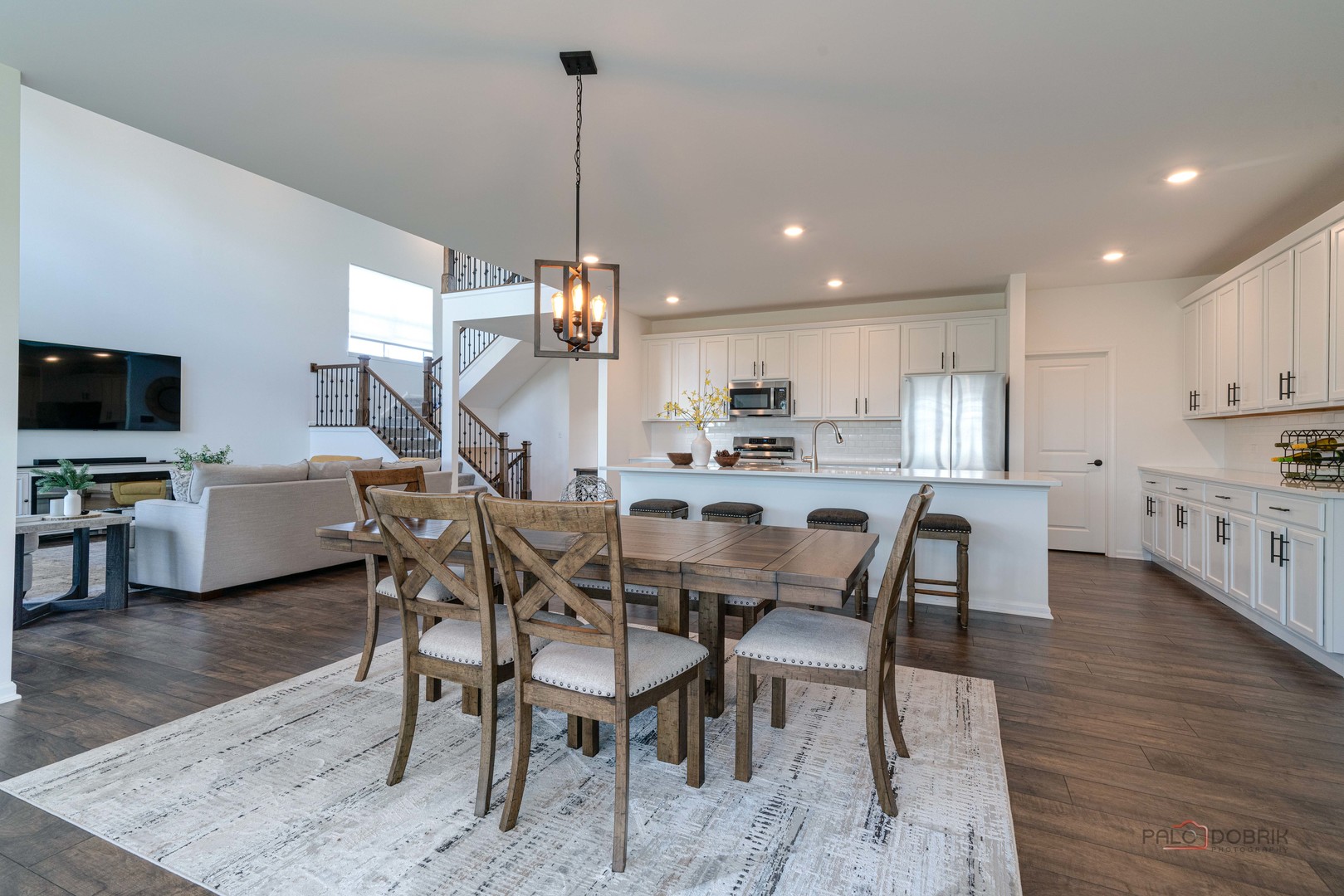 124 Tournament Drive, Hawthorn Woods, IL 60047