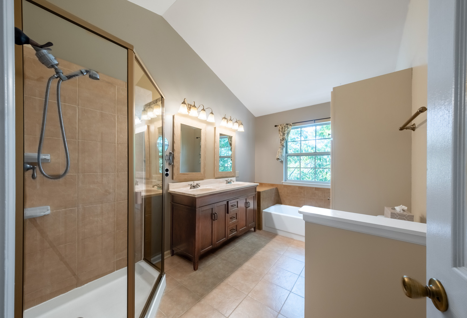 1535 Birmingham Lane, Crystal Lake, IL 60014