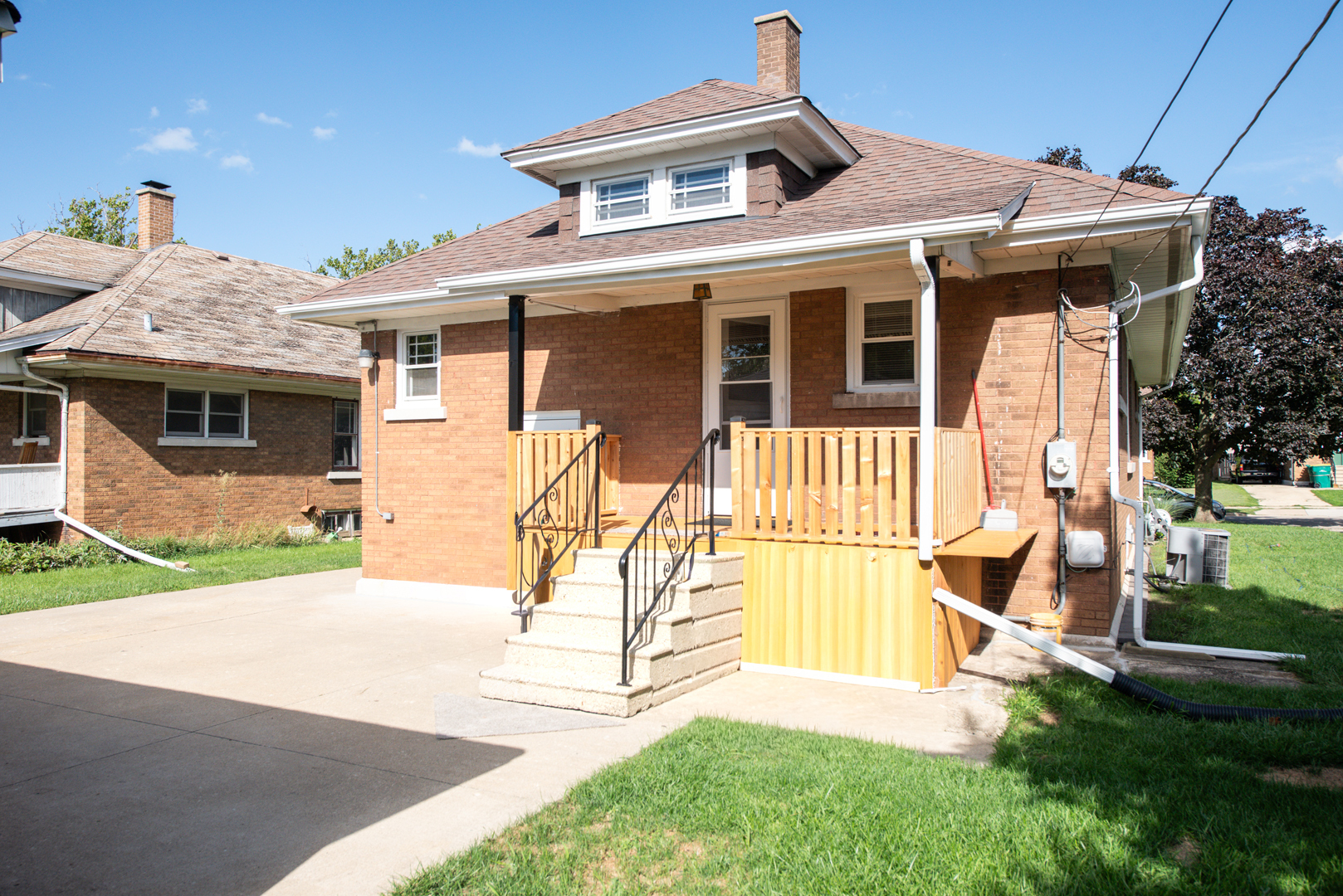 819 Oakland Avenue, Joliet, IL 60435