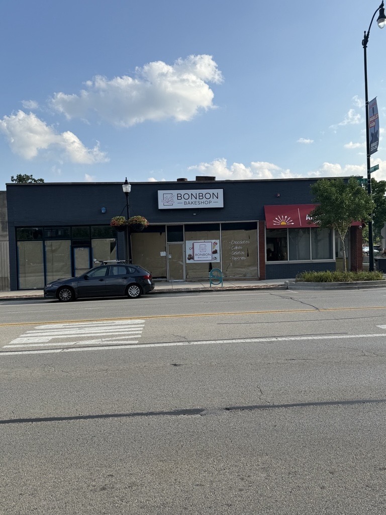 5021 Oakton Street, Skokie, IL 60077
