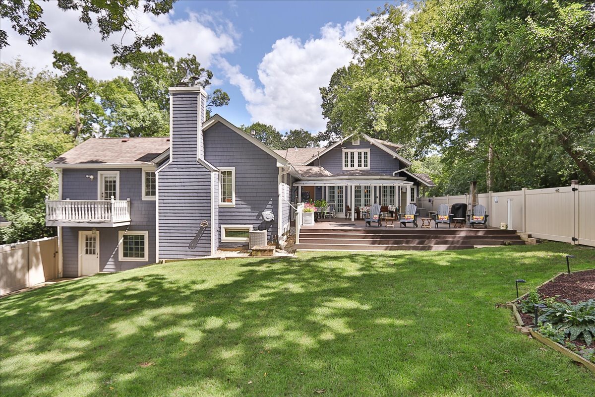 25440 N Wagon Wheel Court, Barrington, IL 60010