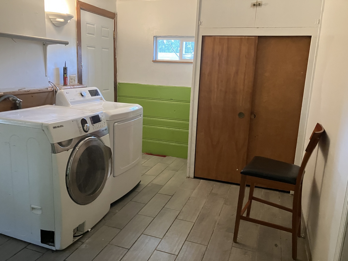 1030 N Ash Street, Waukegan, IL 60085