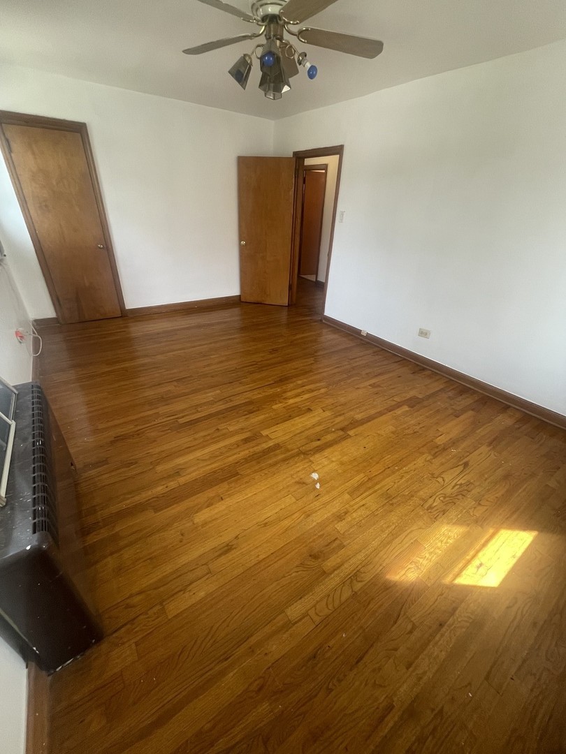 9601 S Perry Avenue, Chicago, IL 60628