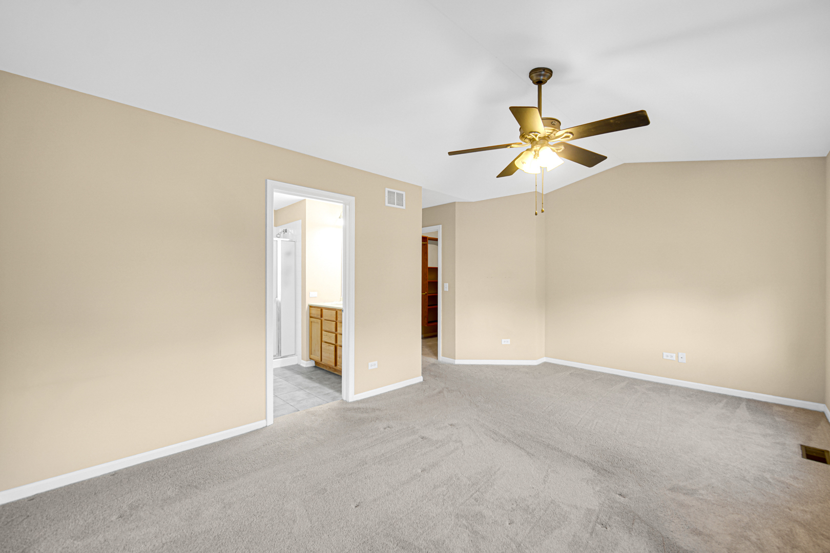 1104 Loganbury Court #0, Elgin, IL 60120