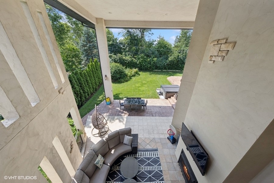 818 W 58th Street, Hinsdale, IL 60521