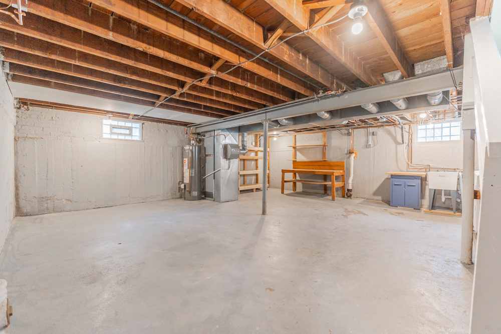 616 S 10th Avenue, La Grange, IL 60525