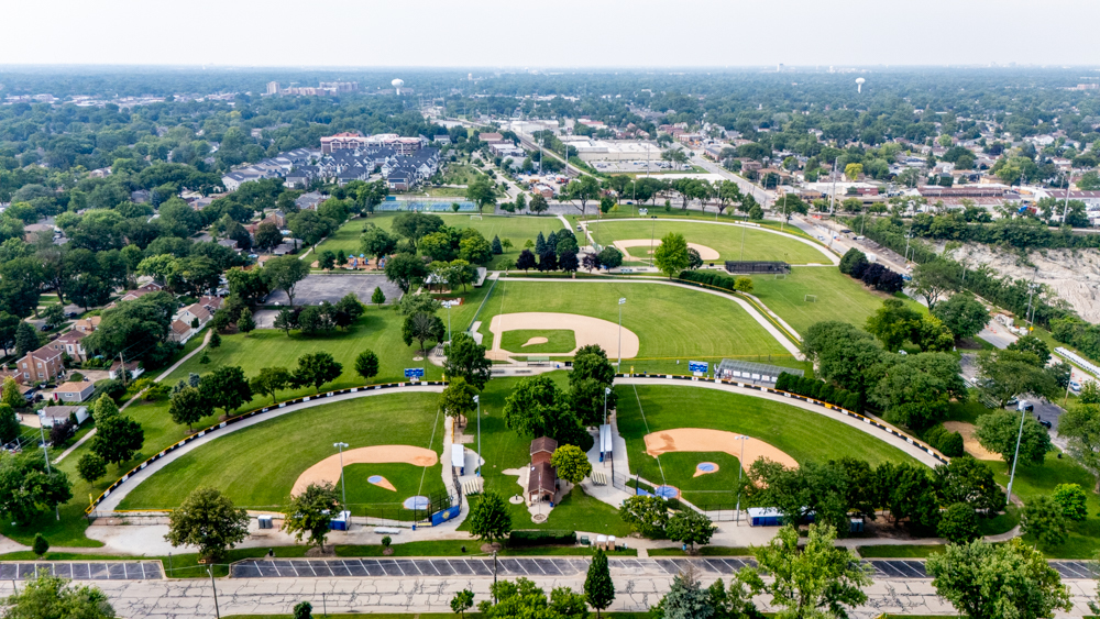 616 S 10th Avenue, La Grange, IL 60525
