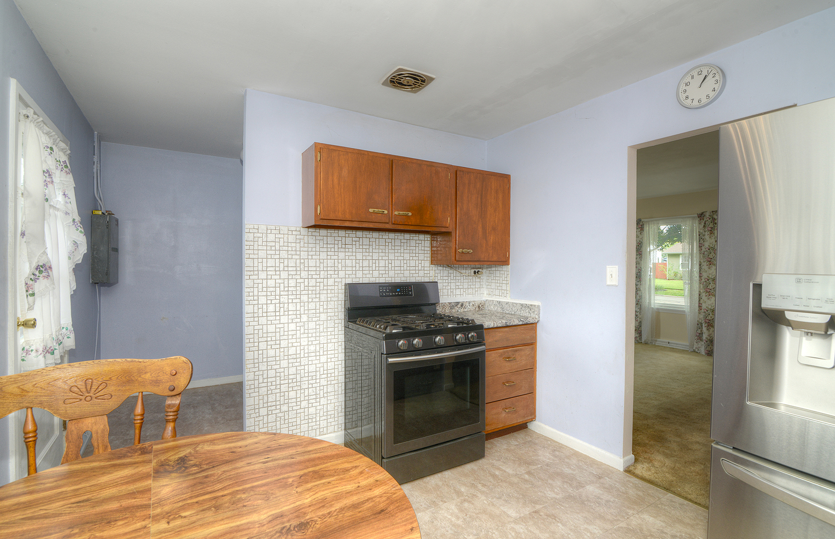 822 Parkside Avenue, West Chicago, IL 60185
