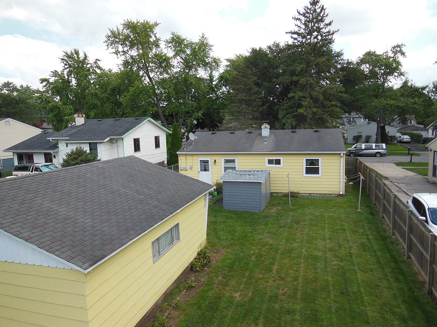 822 Parkside Avenue, West Chicago, IL 60185