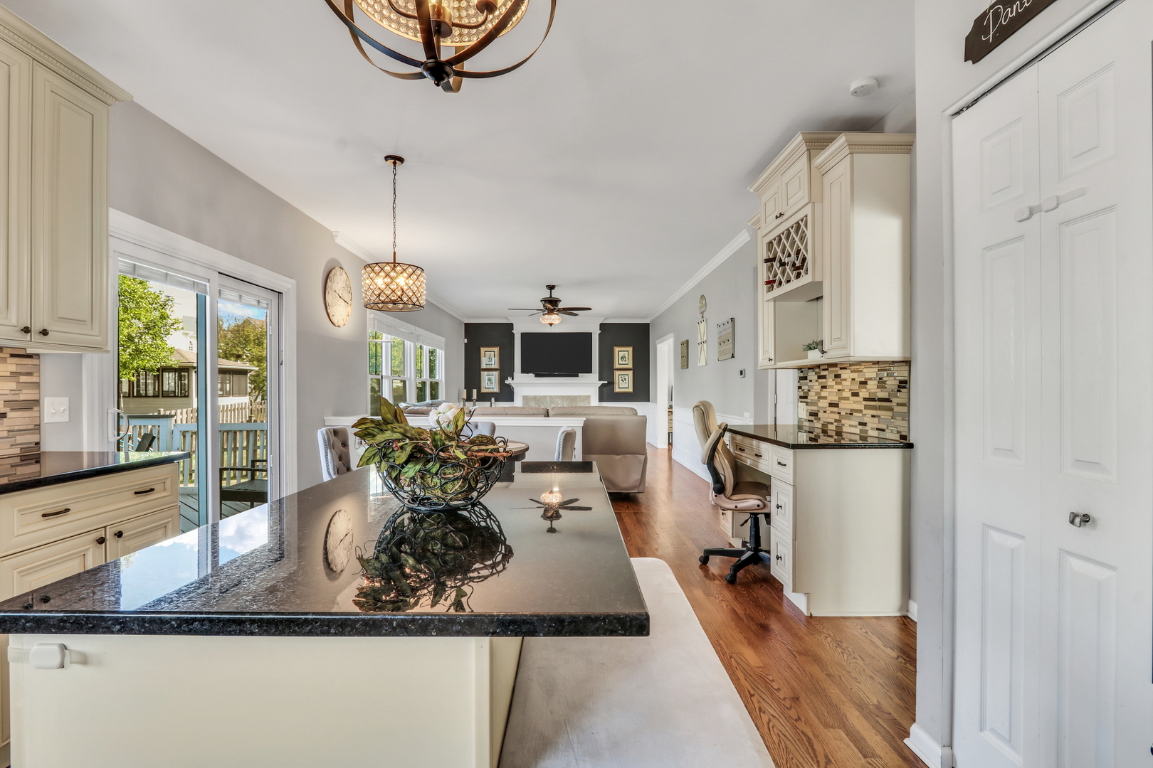 1704 Belle Haven Drive, Grayslake, IL 60030