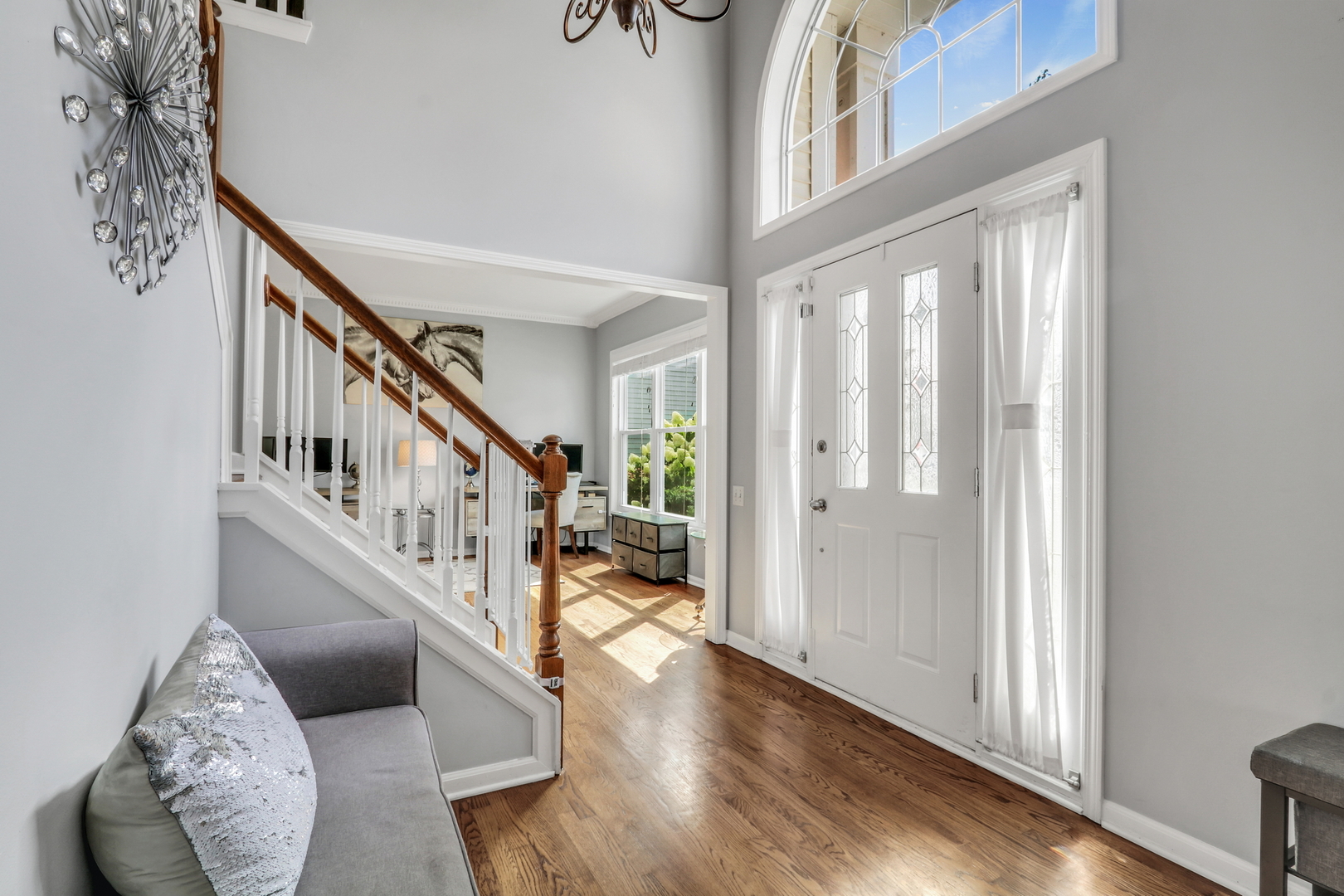 1704 Belle Haven Drive, Grayslake, IL 60030