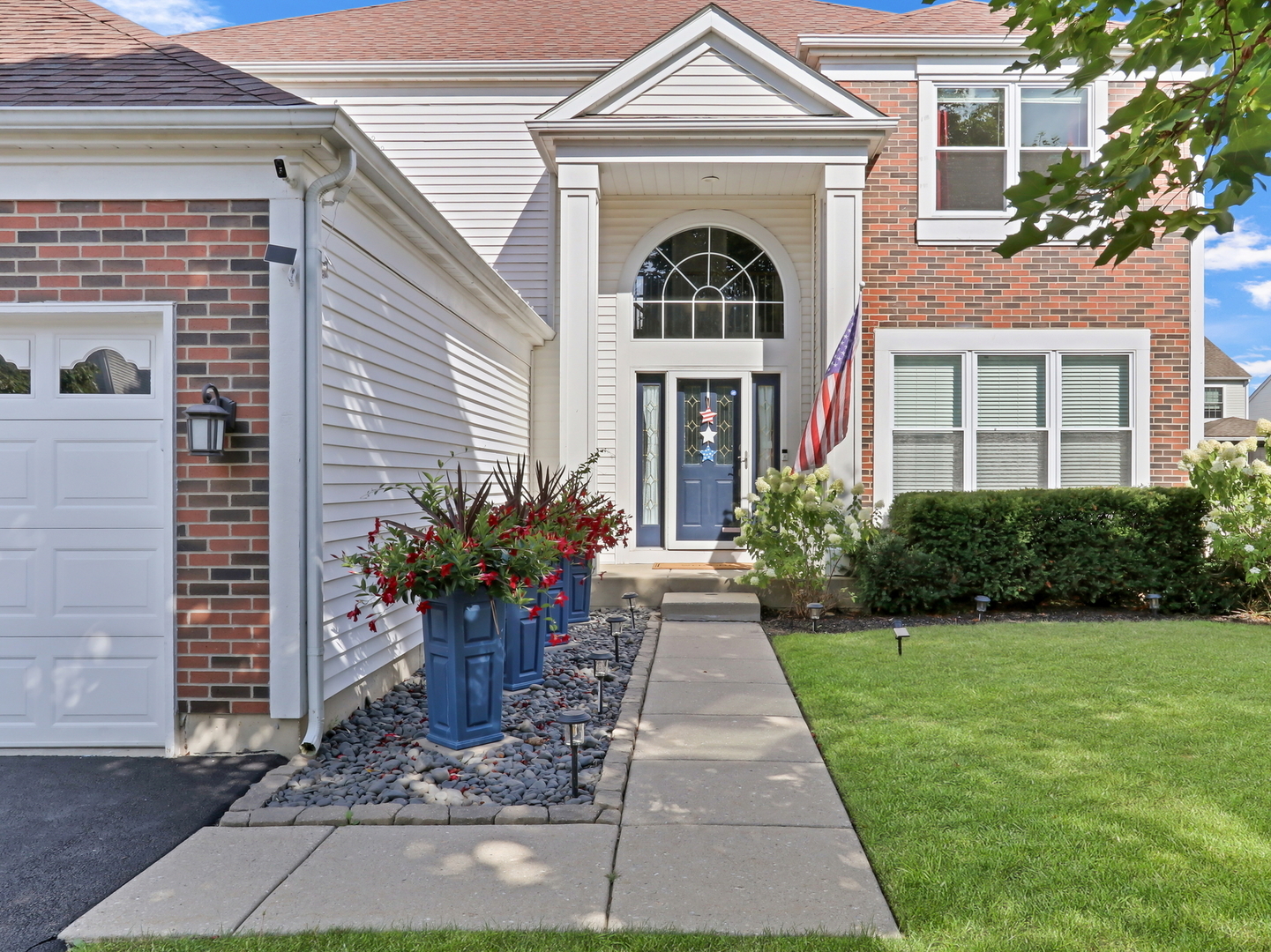 1704 Belle Haven Drive, Grayslake, IL 60030