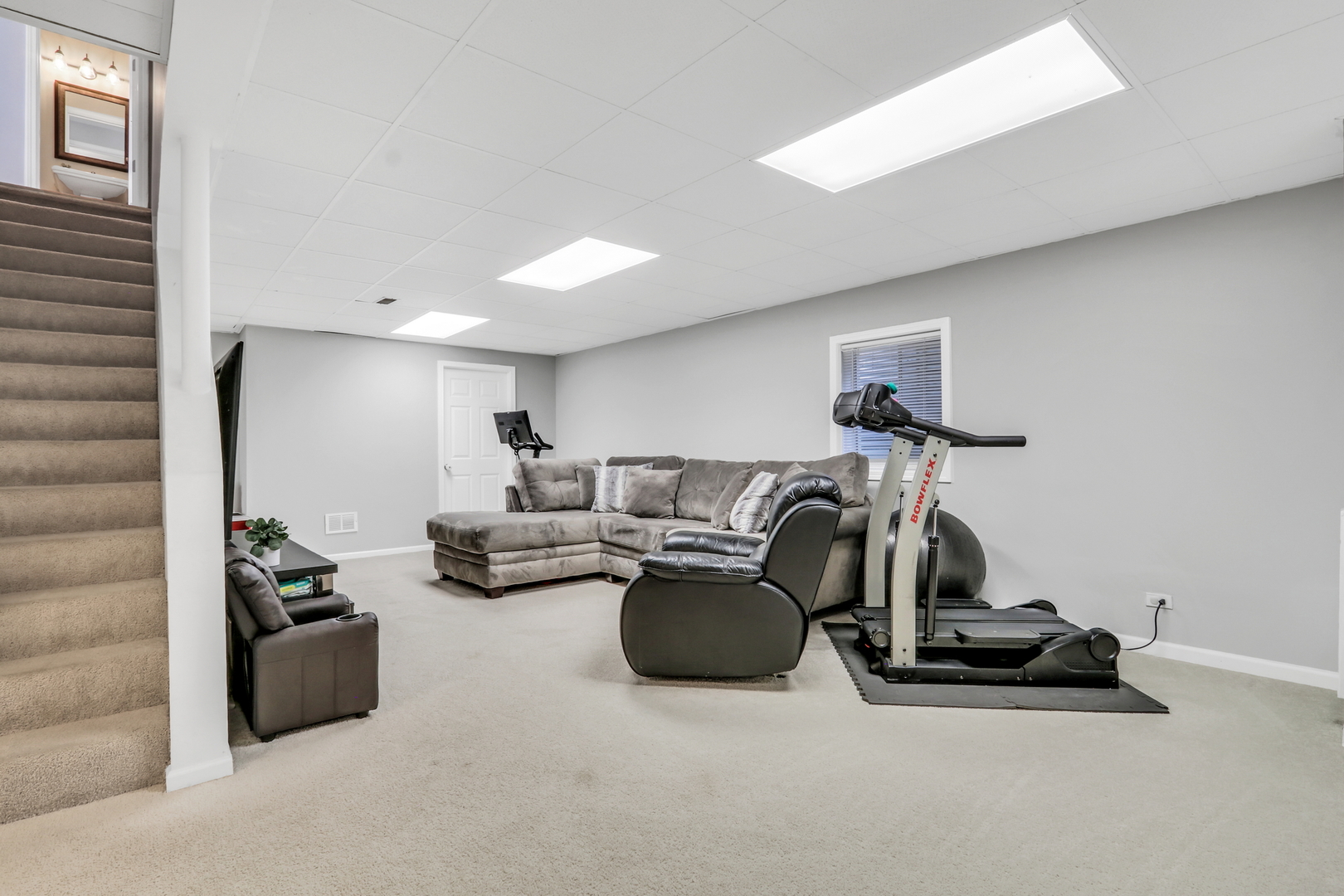 1704 Belle Haven Drive, Grayslake, IL 60030