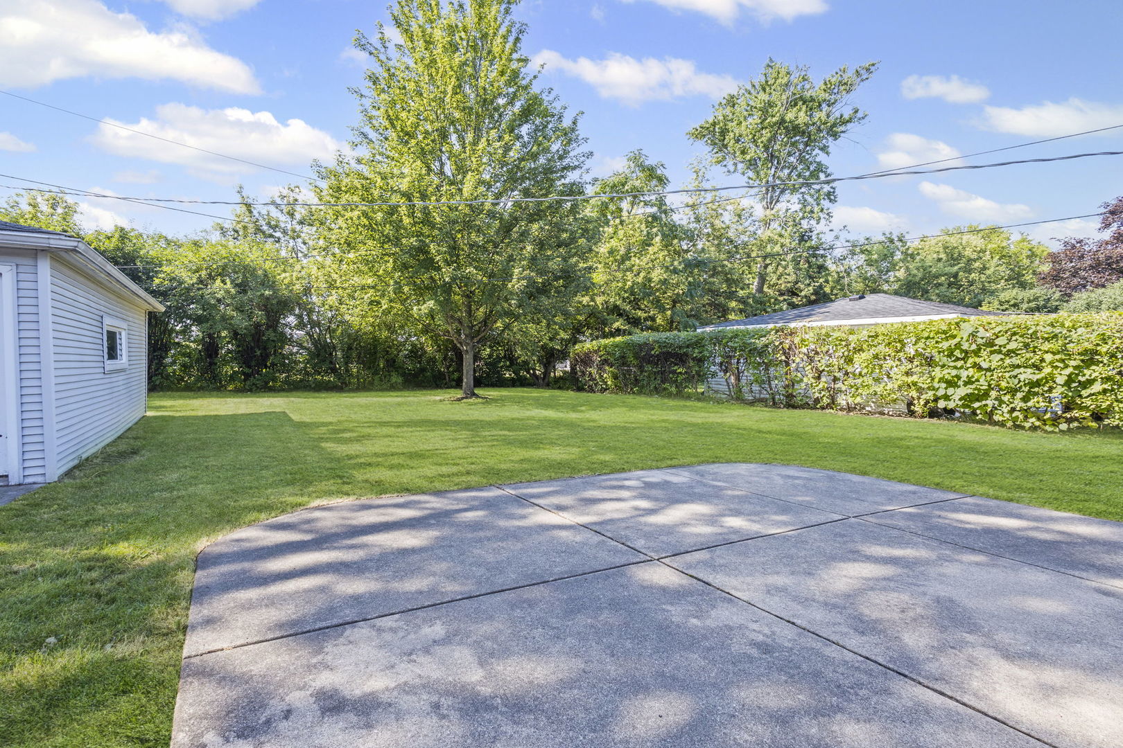 2751 Pauline Avenue, Glenview, IL 60025