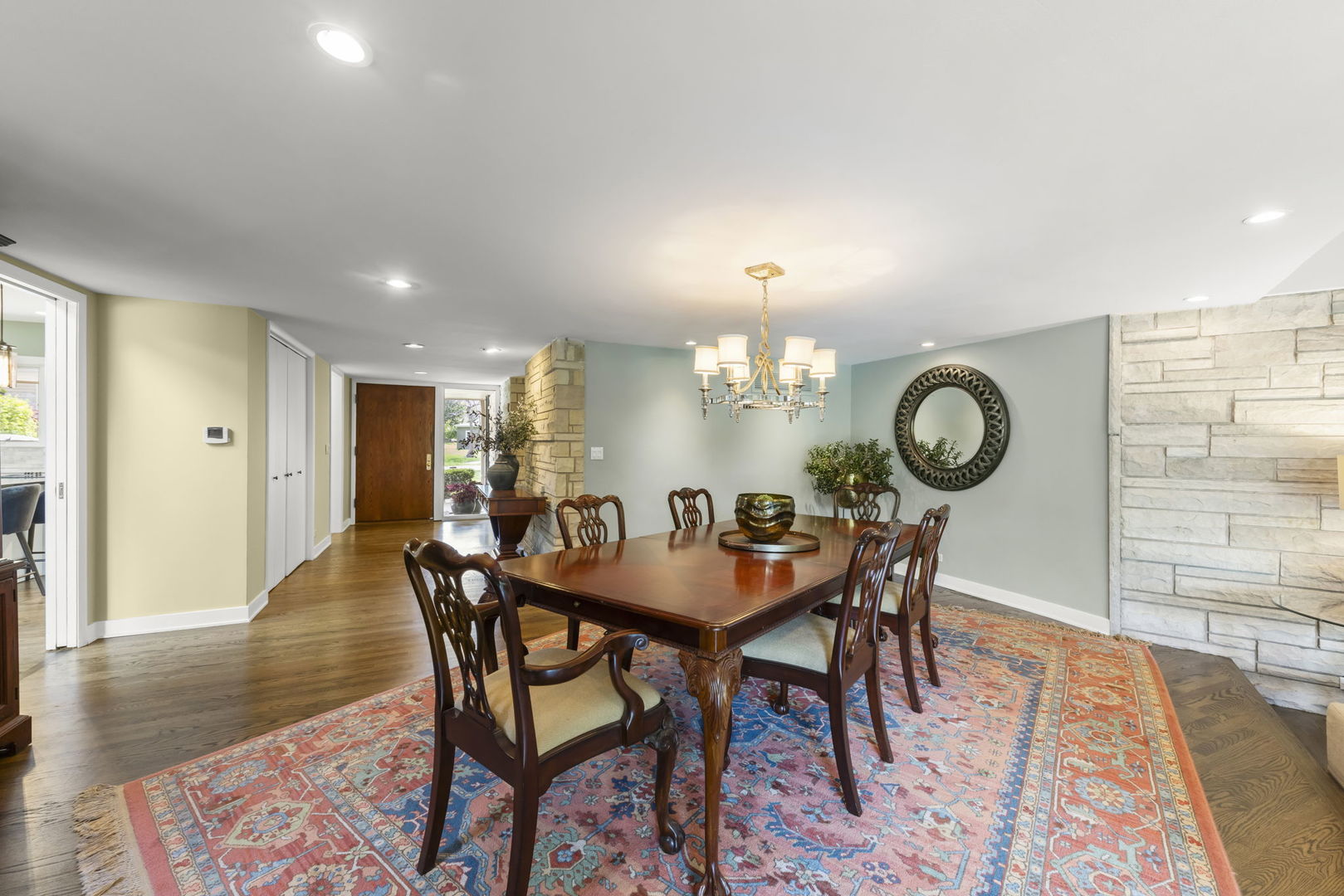 606 Lakeview Terrace, Glen Ellyn, IL 60137