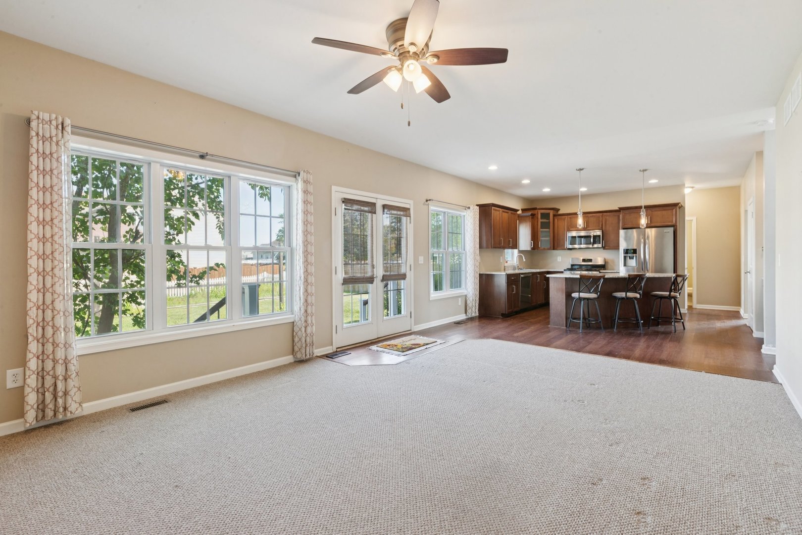 345 S Calkey Street, Diamond, IL 60416