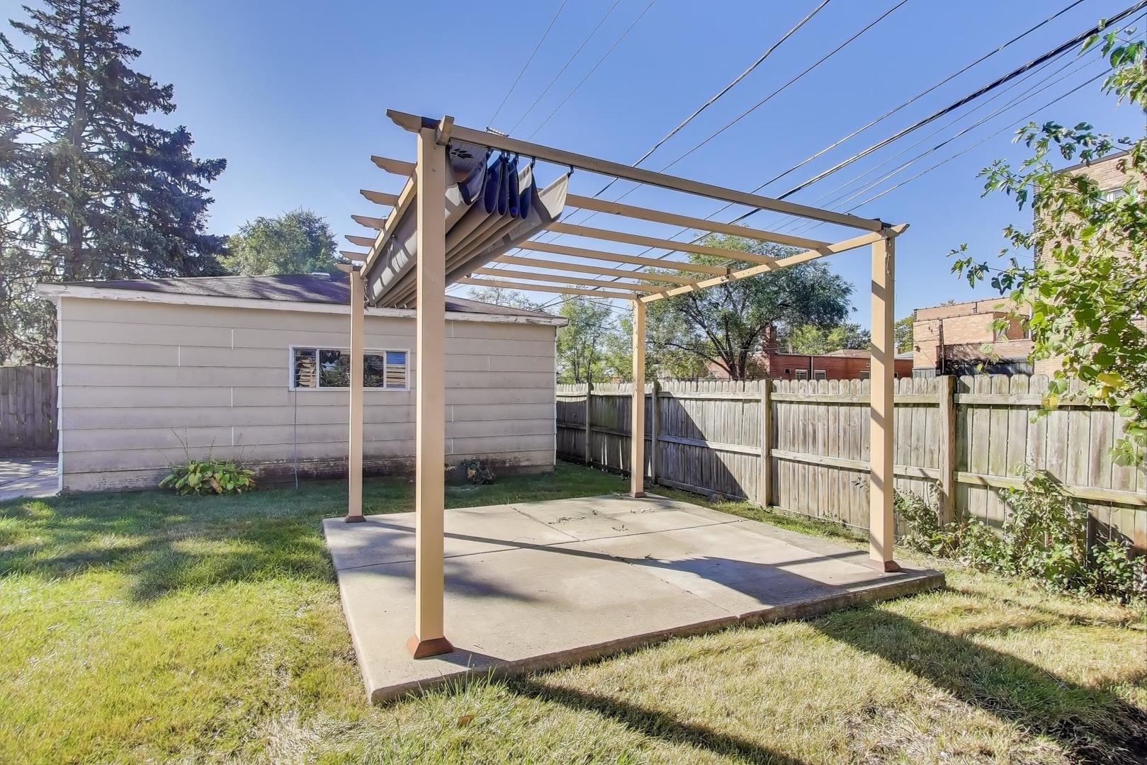 514 Iroquois Road, Hillside, IL 60162