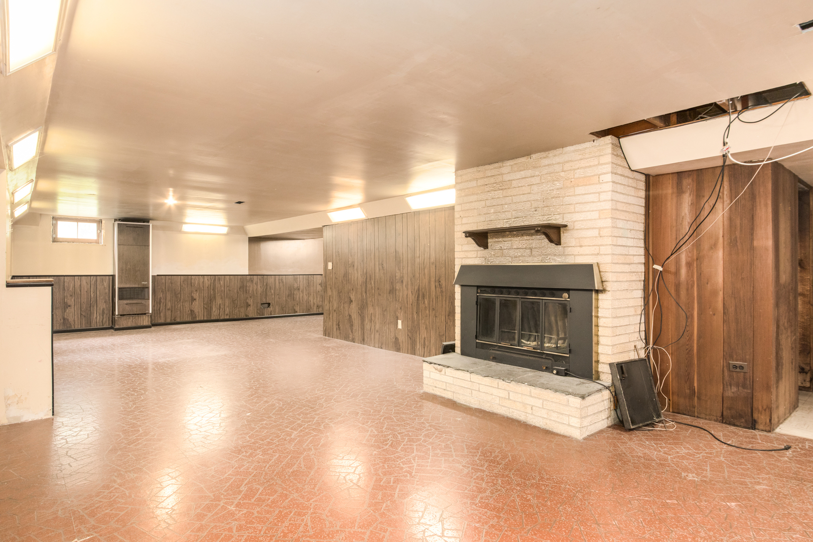 1501 N 37th Avenue, Melrose Park, IL 60160