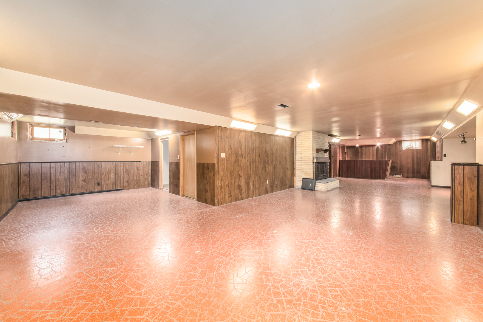 1501 N 37th Avenue, Melrose Park, IL 60160