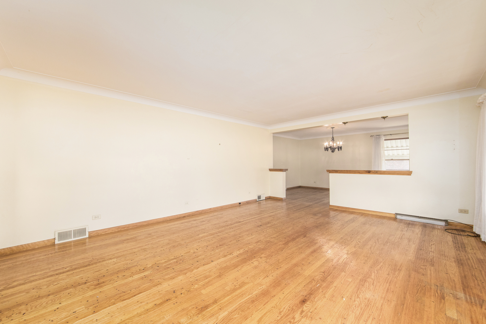 1501 N 37th Avenue, Melrose Park, IL 60160