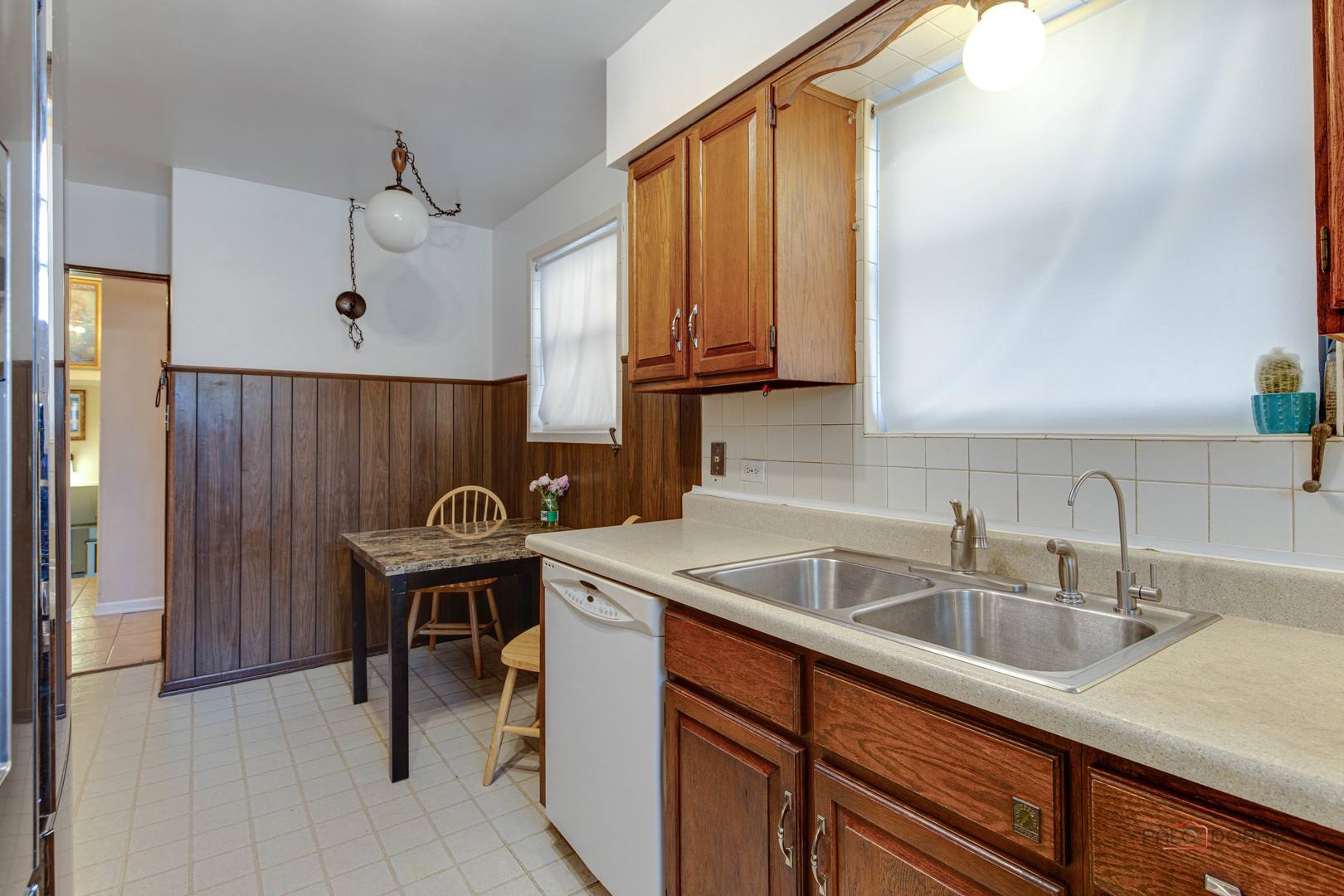 6122 N Central Park Avenue, Chicago, IL 60659