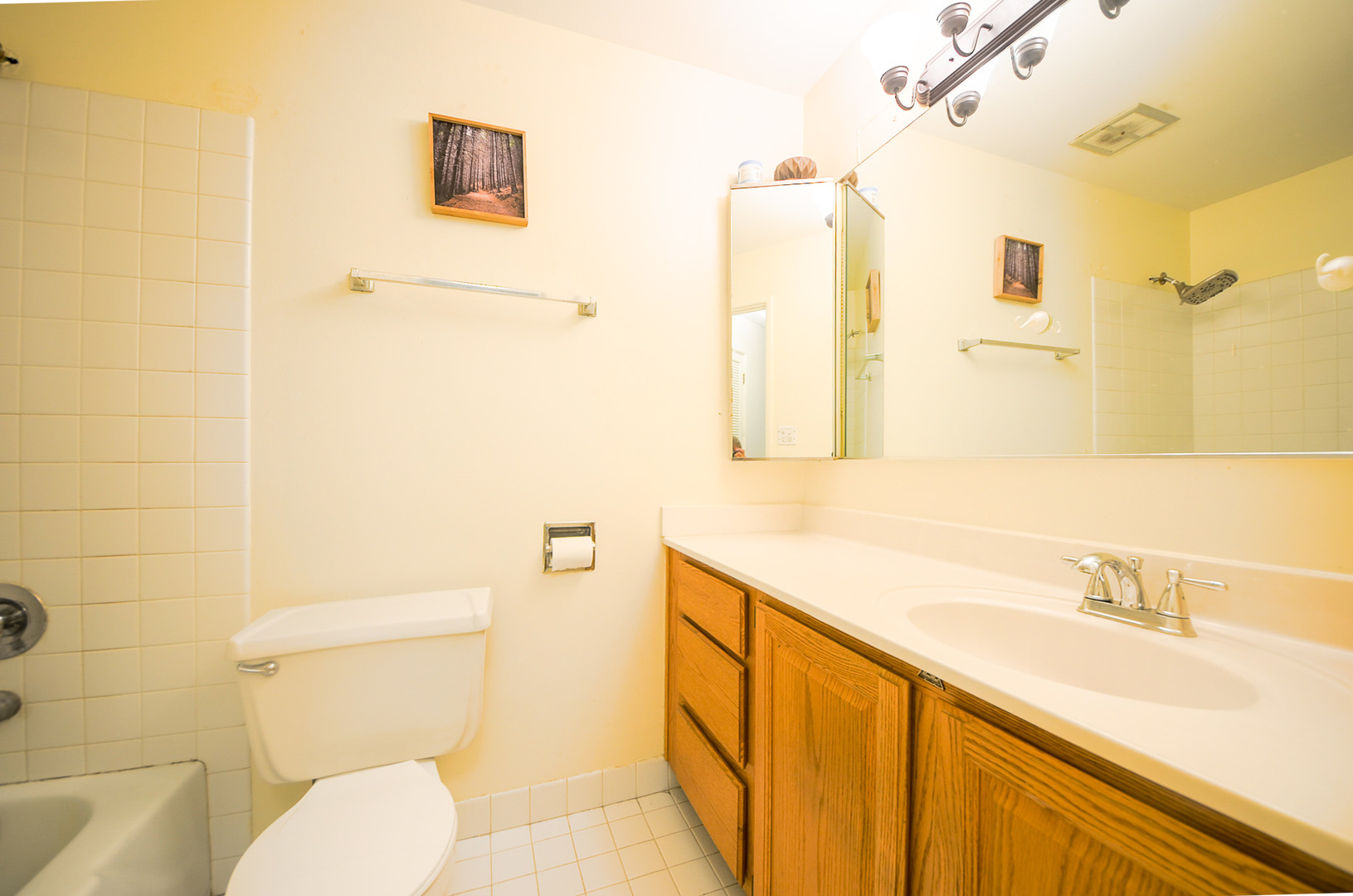 1206 S New Wilke Road #108, Arlington Heights, IL 60005