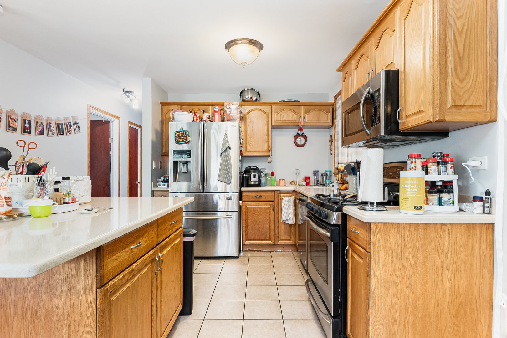 555 W Saint Charles Road, Lombard, IL 60148