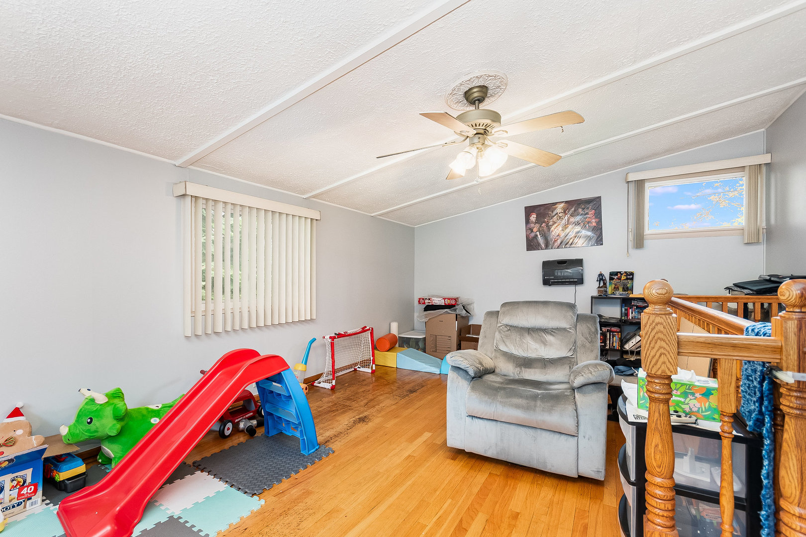 555 W Saint Charles Road, Lombard, IL 60148