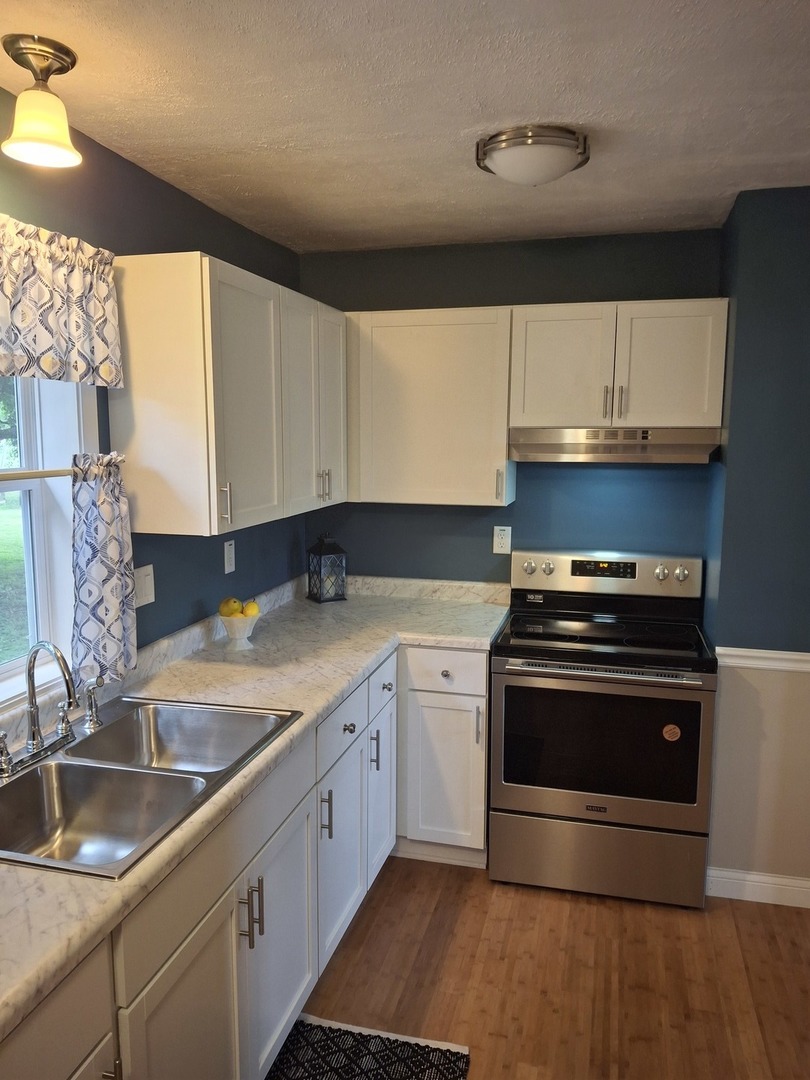 304 Depot Street, Walnut, IL 61376