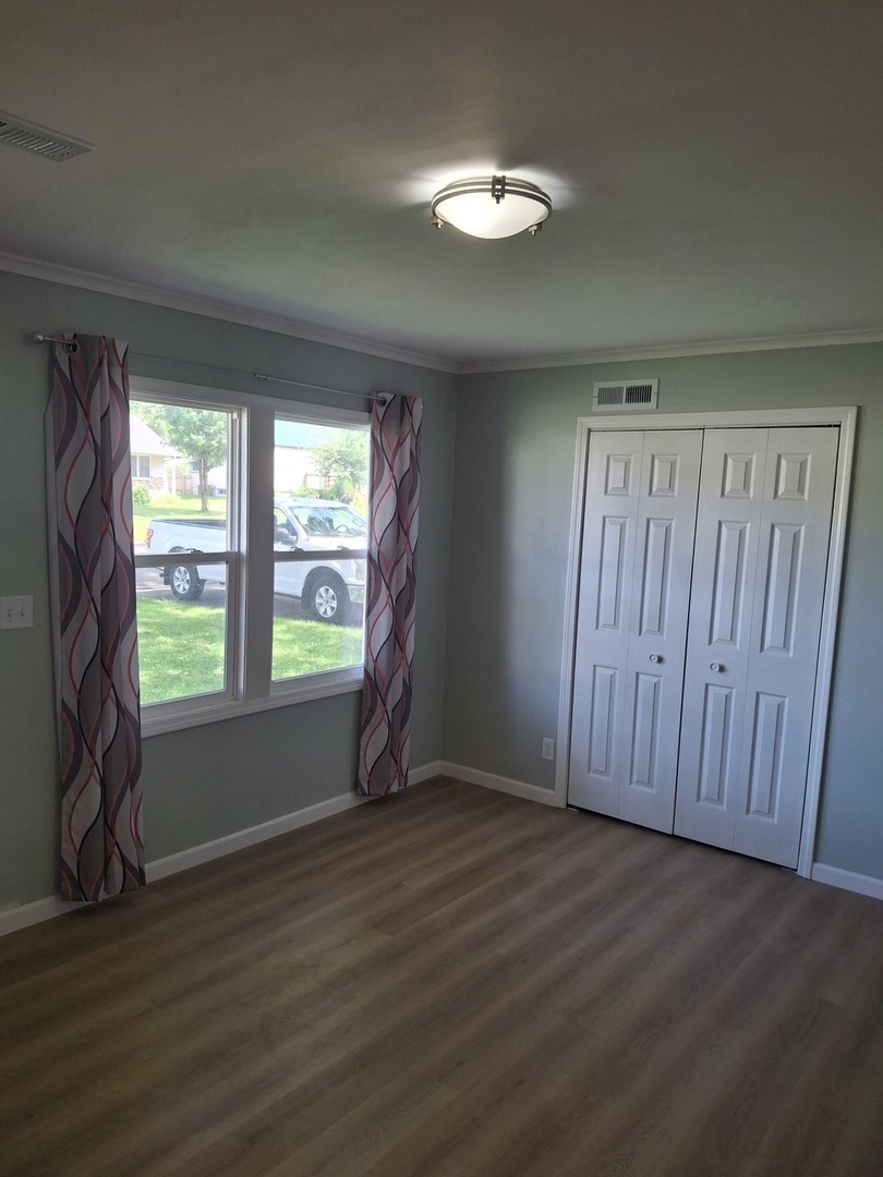 304 Depot Street, Walnut, IL 61376