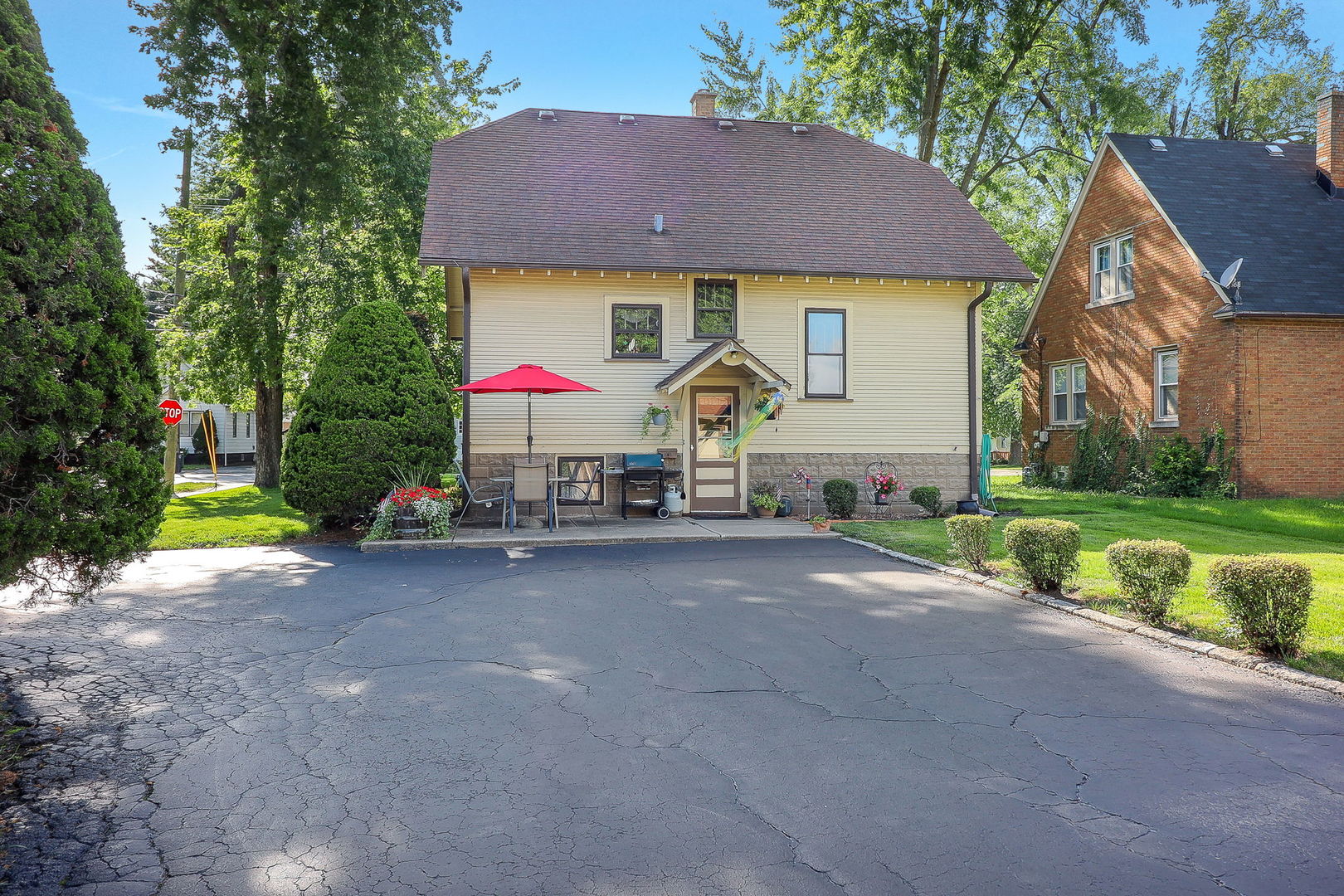 16445 S Park Avenue, South Holland, IL 60473